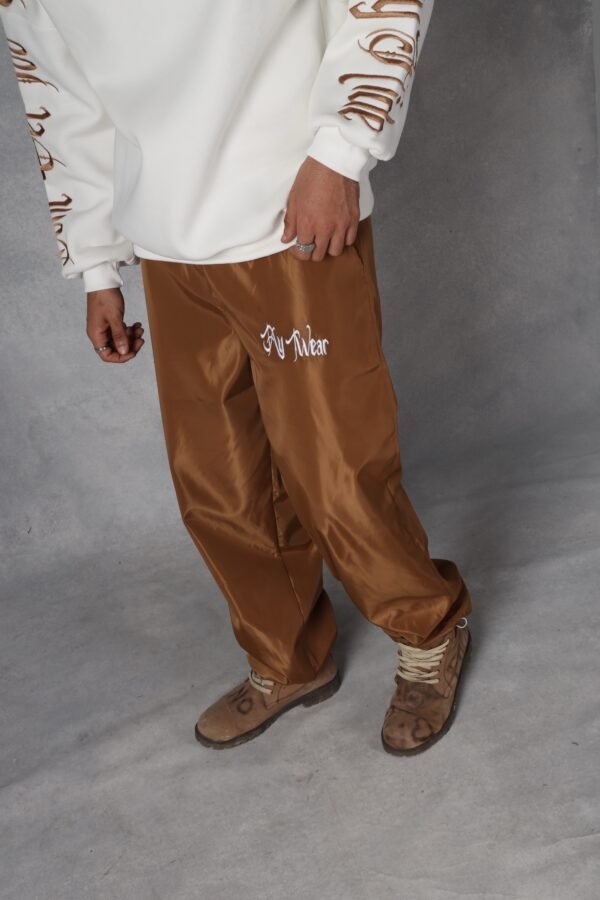 Gold parchute pants - Image 3
